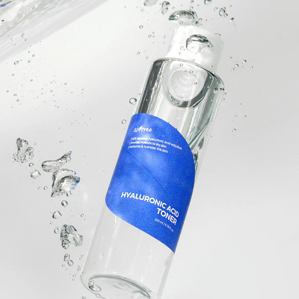 Hydration Powerhouse: Isntree Hyaluronic Acid Toner Plus 200ml - Image 5
